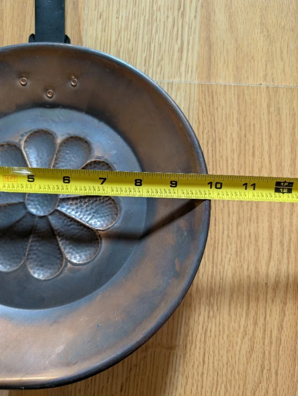 Large Copper Finish Decorative Skillet with Long Handle